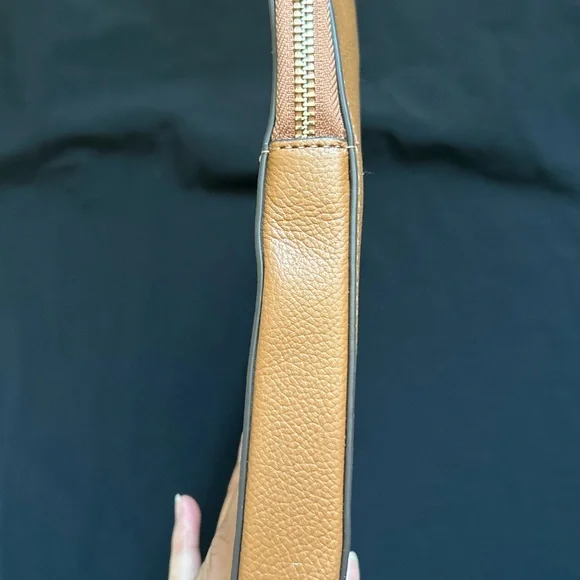 Kate Spade Brown Leather Laptop sleeve - Picture 5 of 9